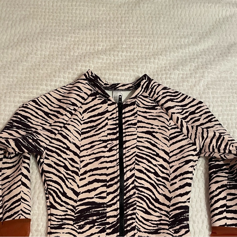 WET Swimwear | Eliana Long Sleeve Swim in Zebra | One Piece Swimsuit | NWT - Picture 4 of 16